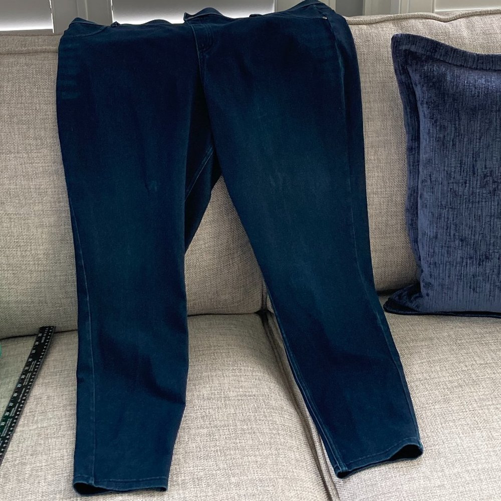 HUE Denim Jeggings